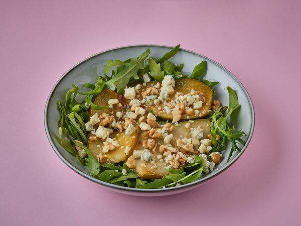 Manick Cakes - Салат с карамелизированной грушей