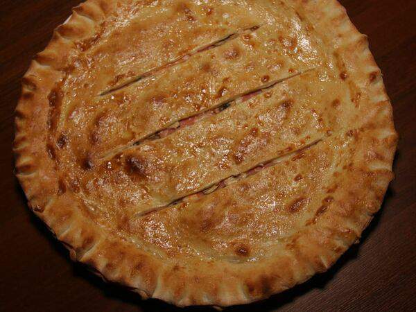 Ресторан Невидалия - Пирог с курицей, картофелем и грибами