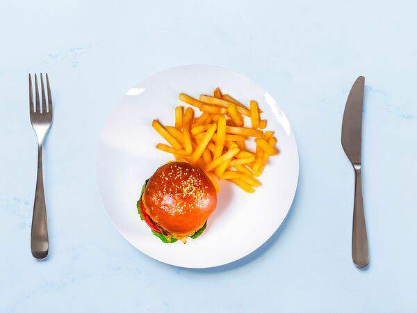 Caramelle Village - Бургер с говядиной