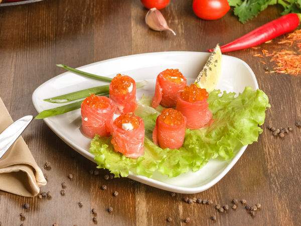 Хан Булак - Рулет со слабосоленой семгой