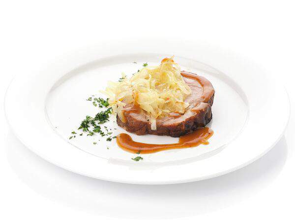 Ближе к делу - Буженина с луком и соусом демигляс