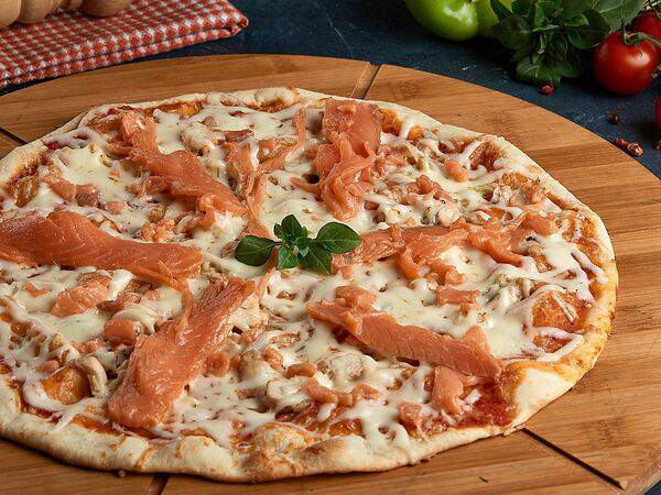 Food Tasty Cafe - С Лососем