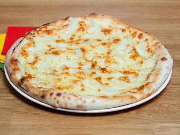 LaCelletta Caffe - Пицца Груша и сыр