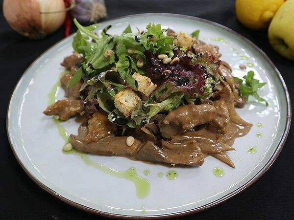 Салтанат сарайы - Салат с курицей и грибами в сливочно-горчичном соусе