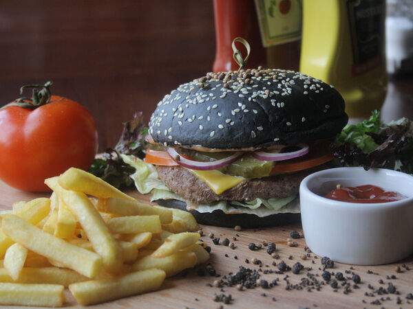 Тринити ирландский паб - Бургер Острый