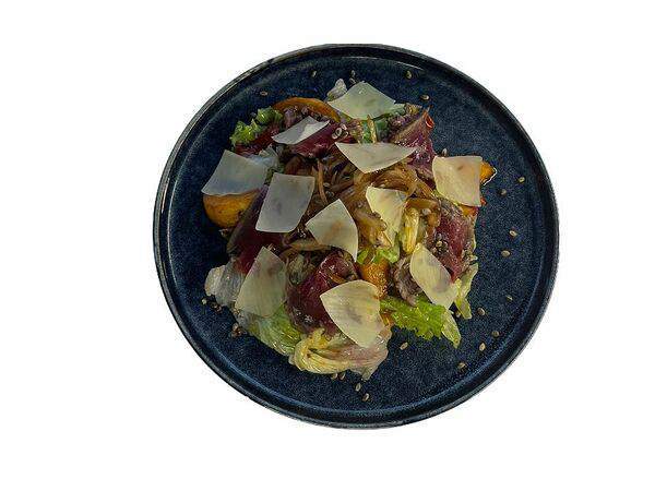 Hill - Теплый салат с ростбифом