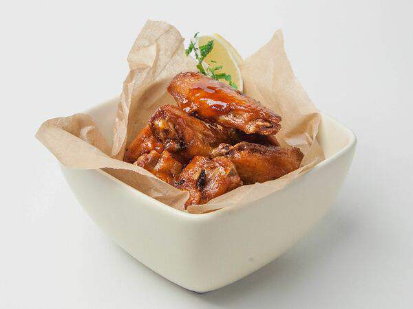 Трибуна - Крылья цыпленка в остро-медовом соусе