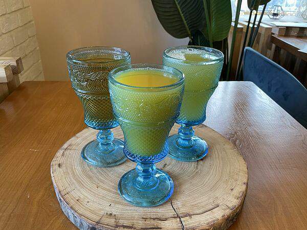 Debaton - Свежевыжатый сок