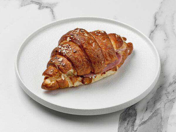 Starbucks (R) - Сэндвич-круассан брецельный с сыром и индейкой