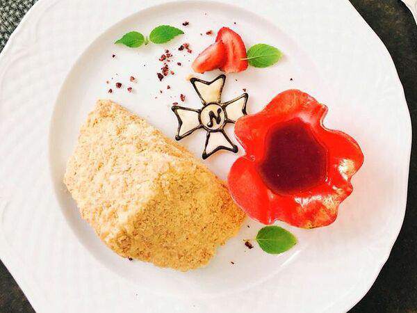 Васнецовъ - Торт Наполеон