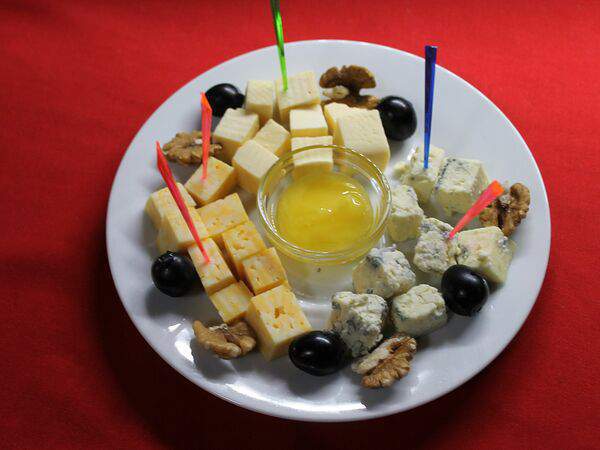 F1 - Сырное ассорти