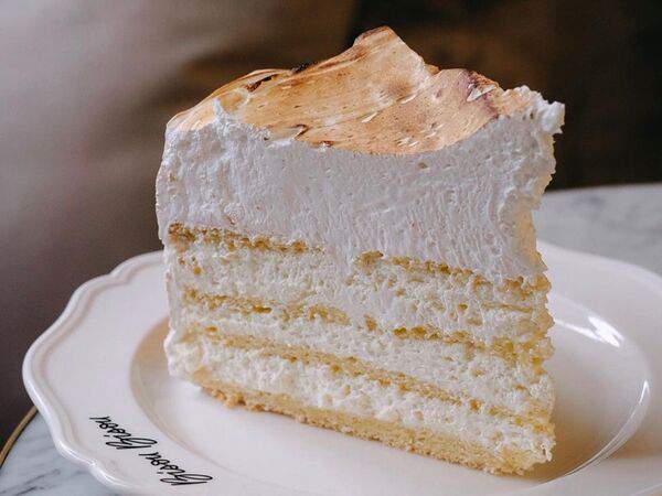 Bisou Bisou Bistro - Ванильная меренга