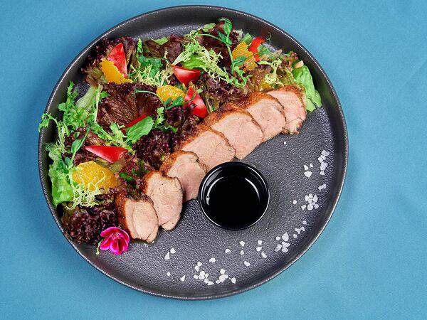 Эндорфин - Салат с подкопченным филе утки