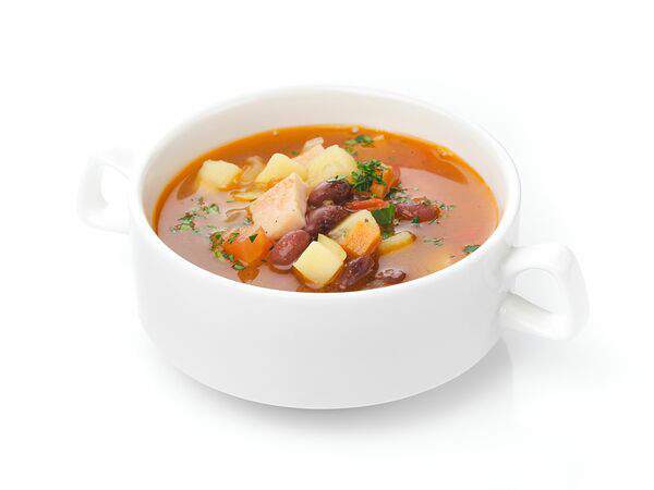 Ближе к делу - Суп с фасолью и жареной колбаской