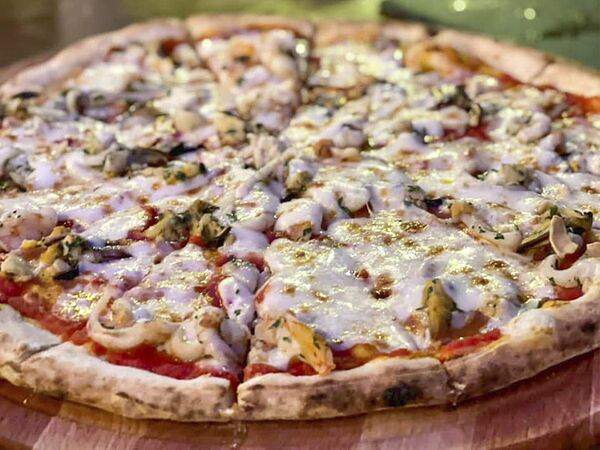 Praslin - Пицца с морепродуктами