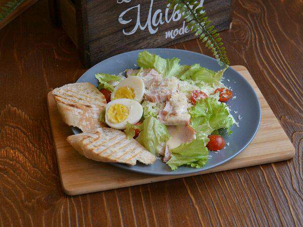 Pankoff Bakery - Цезарь с копчёной курицей