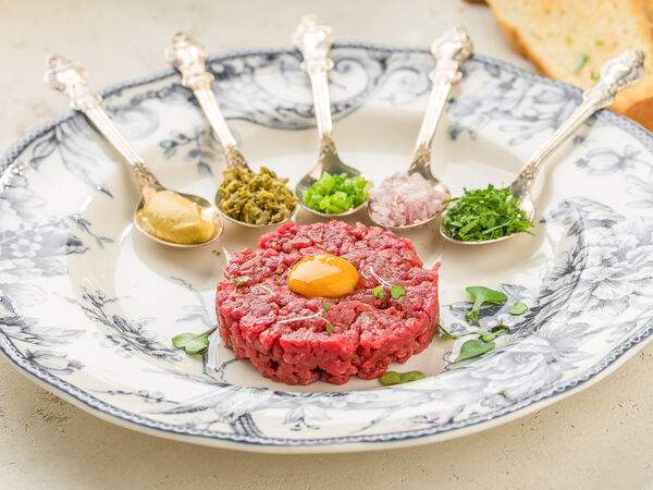 Ресторан Карбонара - Вителло тартар