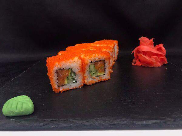 СушиСё - Ролл Калифорния с лососем