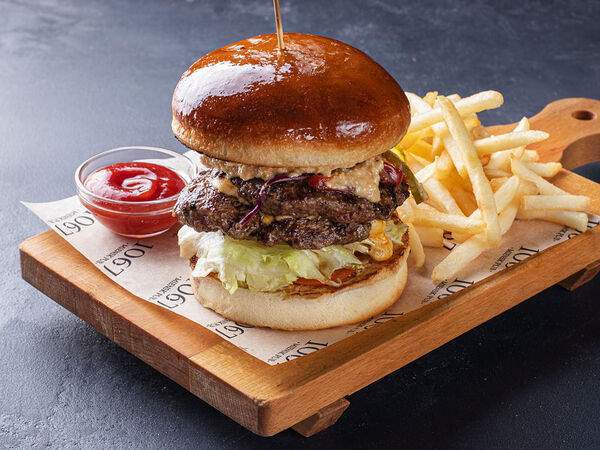 Паб 1067 - Бургер с арахисовым маслом