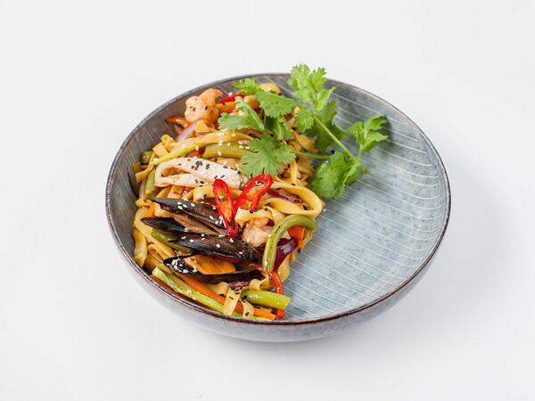 Бай тай - Удон с морепродуктами