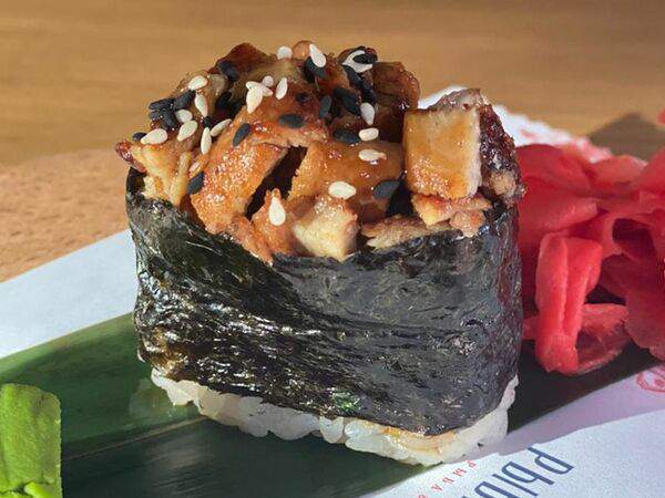 Рыбы бы - Гункан с угрем и кунжутом