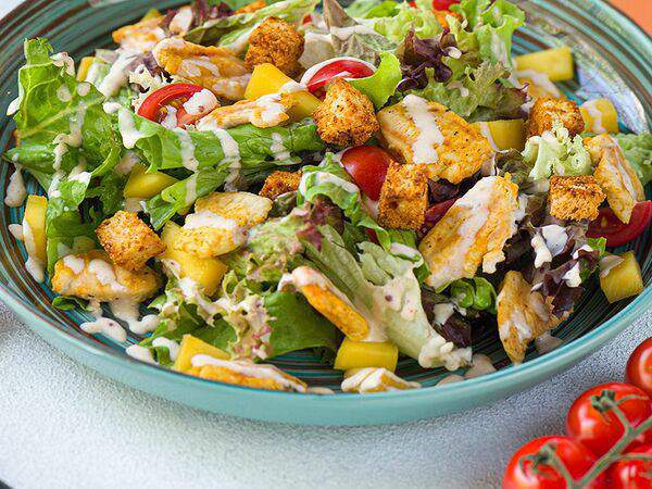 Кофейня 8512 - Салат с куриной грудкой и манго