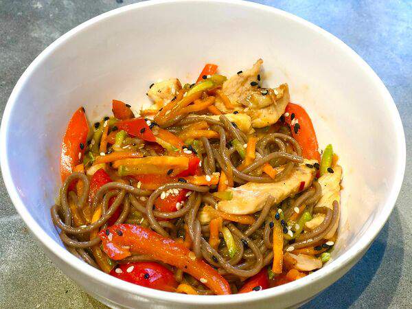 Barber Bar - Лапша гречневая с курицей