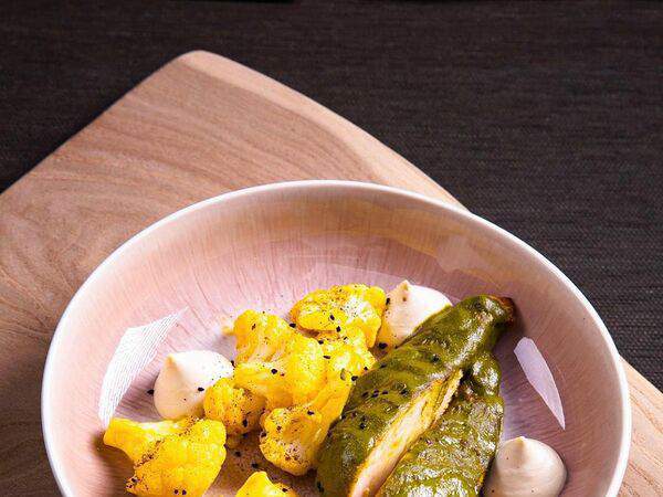 Bon Bon кофейня - Куриный стейк с соусом карри