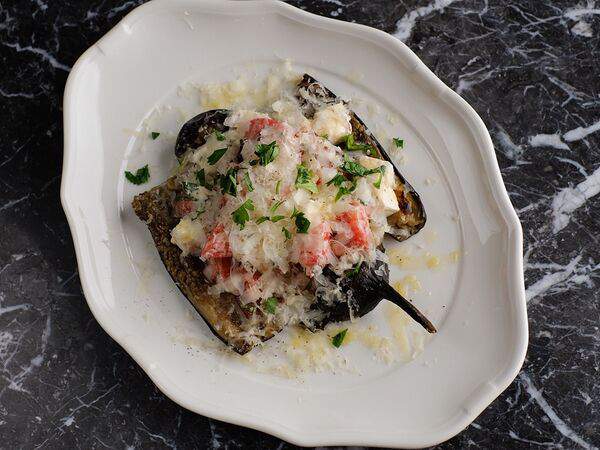 Bisou Bisou Bistro - Баклажан с фетой