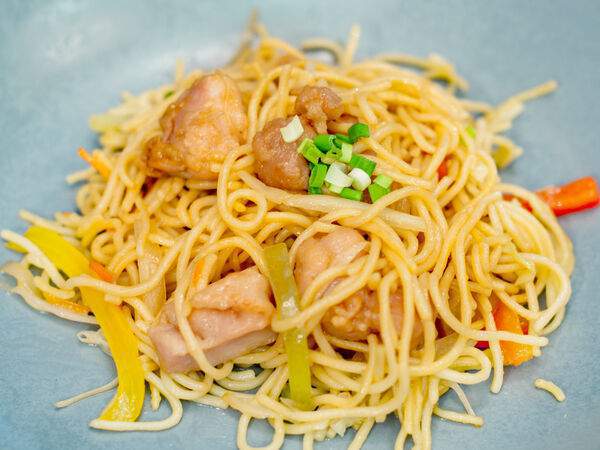 Китайский ресторан Дружба - Лапша с уткой и овощами