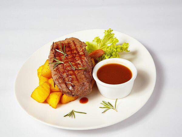 Траттория пицца - Говяжий стейк с розмарином