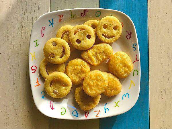 Eat Meet - Куриные наггетсы с картофельными улыбочками