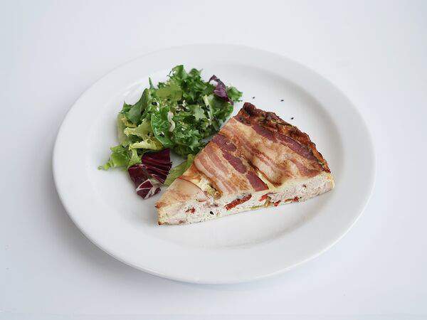 Теплого хлеба - Фриттата с индейкой и беконом