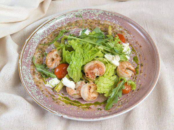 Kiss - Теплый салат с креветками