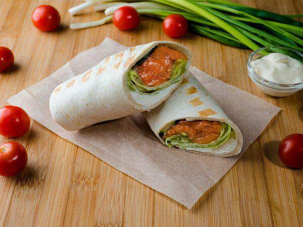 Foodmarket #FaceRoll - Ролл с лососем в устричном соусе со сливочным сыром