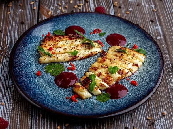 Jager restopub - Жареный сыр Халуми