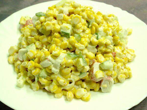 Лунзян - 010/2 Салат из кукурузы, крабовых палочек с майонезом