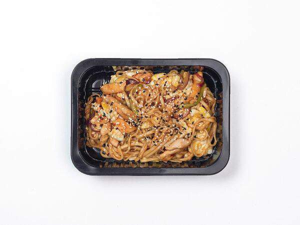 Пассаж гастроном - Лапша удон с курицей и яйцом