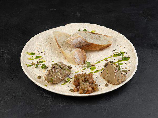 Театральный буфетъ - Паштет из цыпленка с грушевым чатни