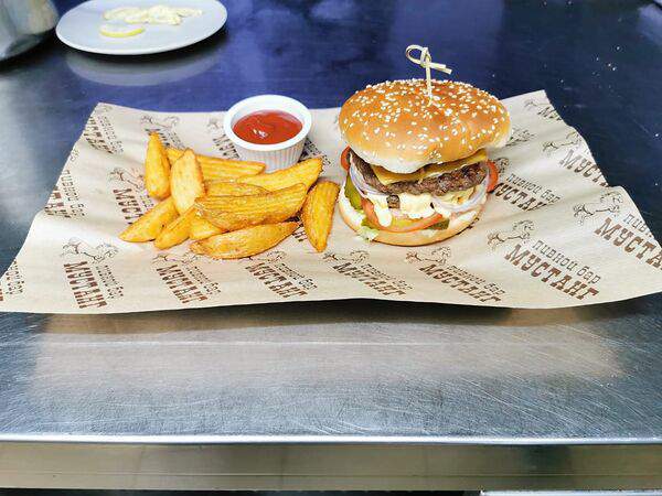 Мустанг - Мустанг