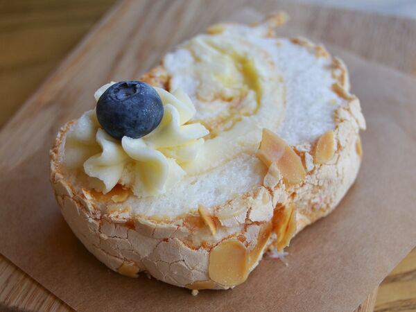 Pankoff Bakery - Меренговый рулет