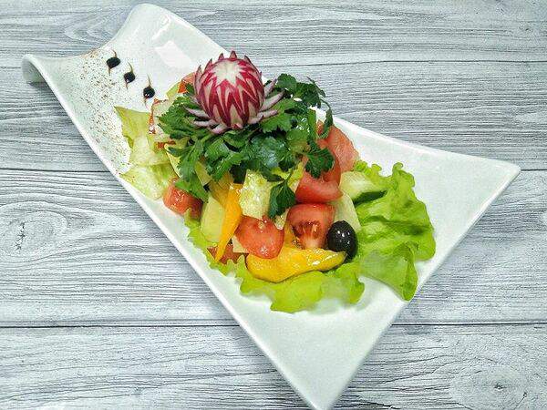 Новая слобода - Салат из свежих овощей