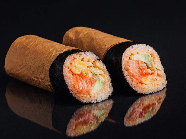 Fish & rice - Хэнд ролл с лососем