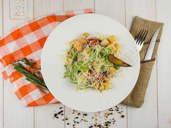 House mafia - Салат Цезарь с семгой