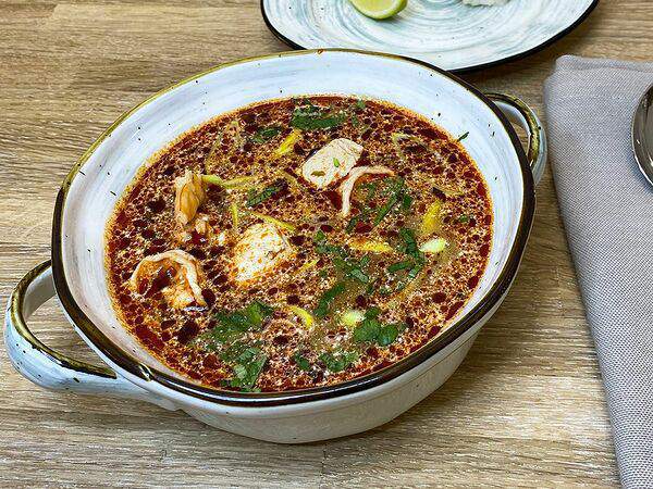 Агата - Том Ям с креветками и курой