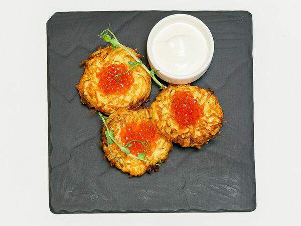 Царская охота - Драники с лососевой икрой