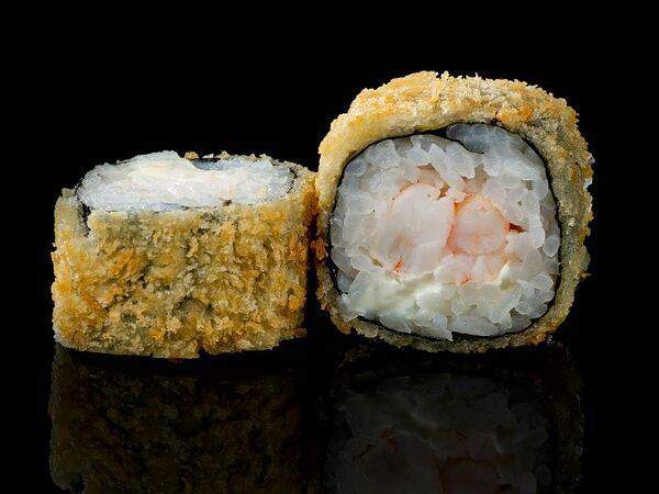 Японка - Теплый ролл с креветкой в темпуре