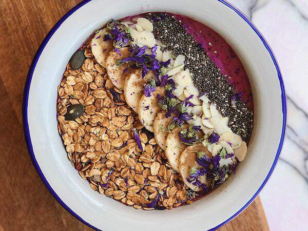 Surf Coffee x Friends - Смузи-боул