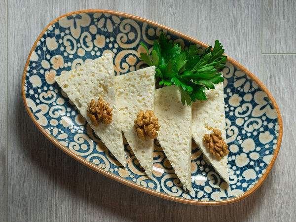 Миндаль - Сыр Брынза