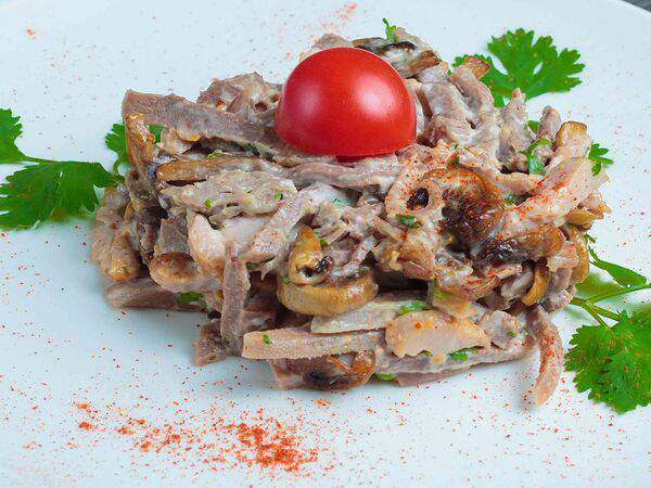 Сулугуни - Салат Кахети